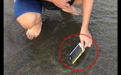 他在沙灘挖到一支iPhone６，居然還能正常開啟！在地人透露：不用驚訝，這裡埋一大堆！