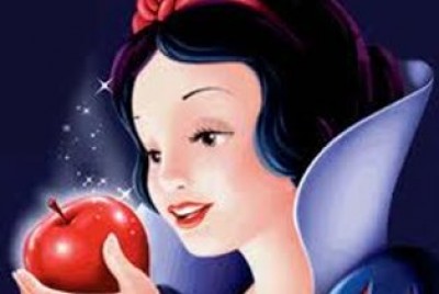 原來白雪公主在吃了毒蘋果後的劇情有了新結局    太驚人了